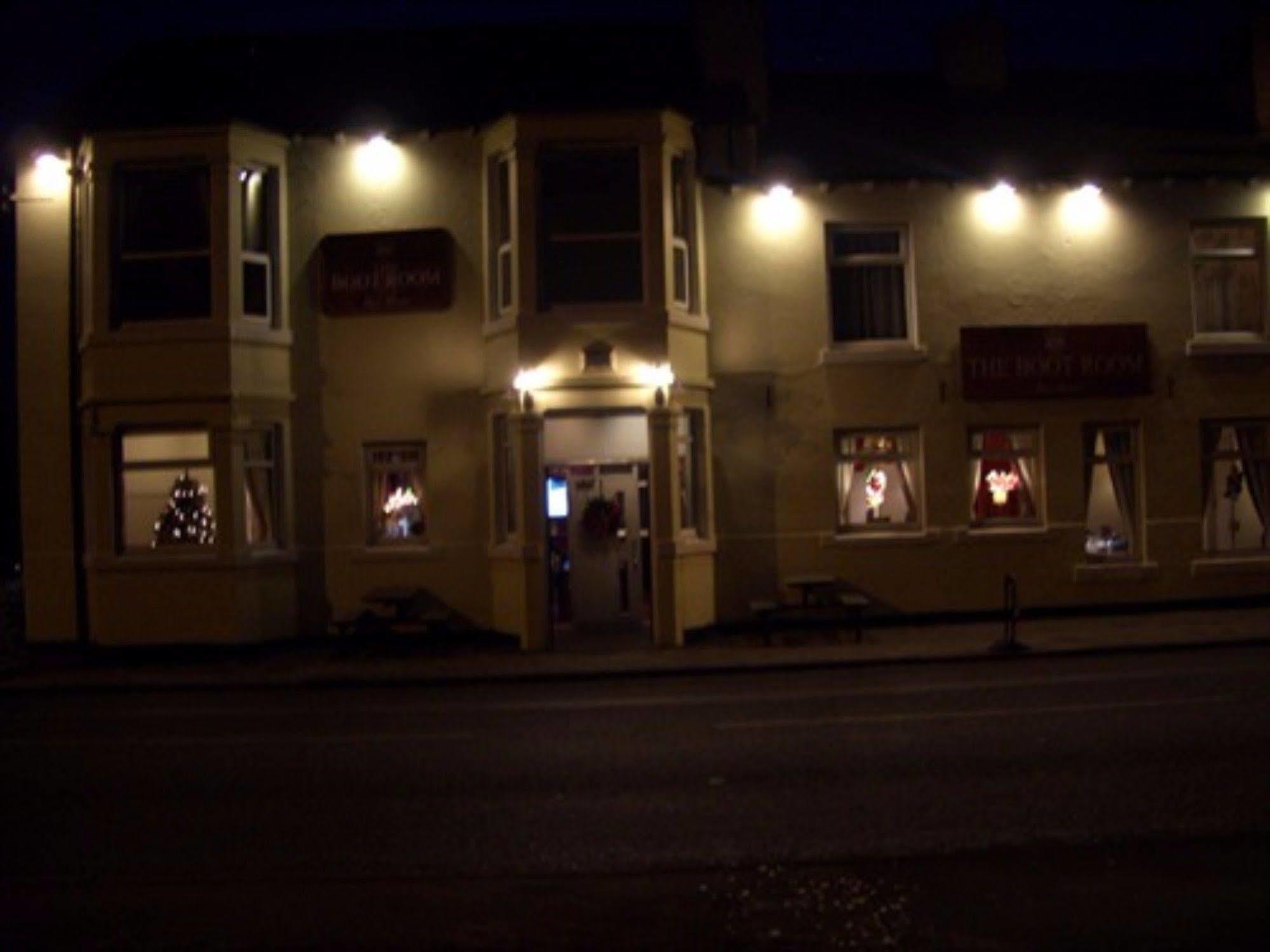 Wheldale Hotel Castleford Extérieur photo